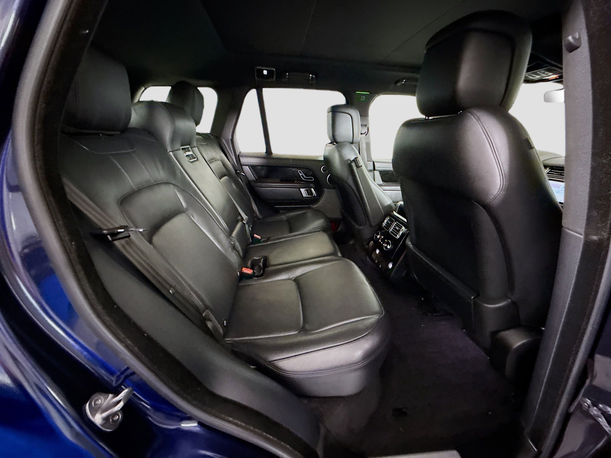 Used 2019 Land Rover Range Rover HSE AWD/4WD image 27