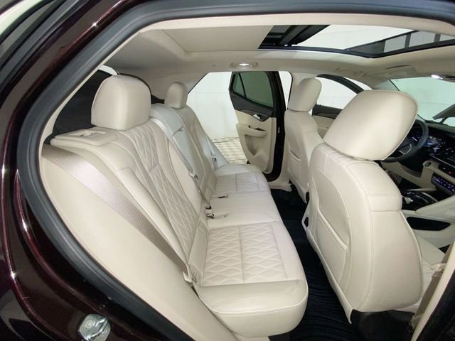 Used 2023 Buick Envision Avenir image 31