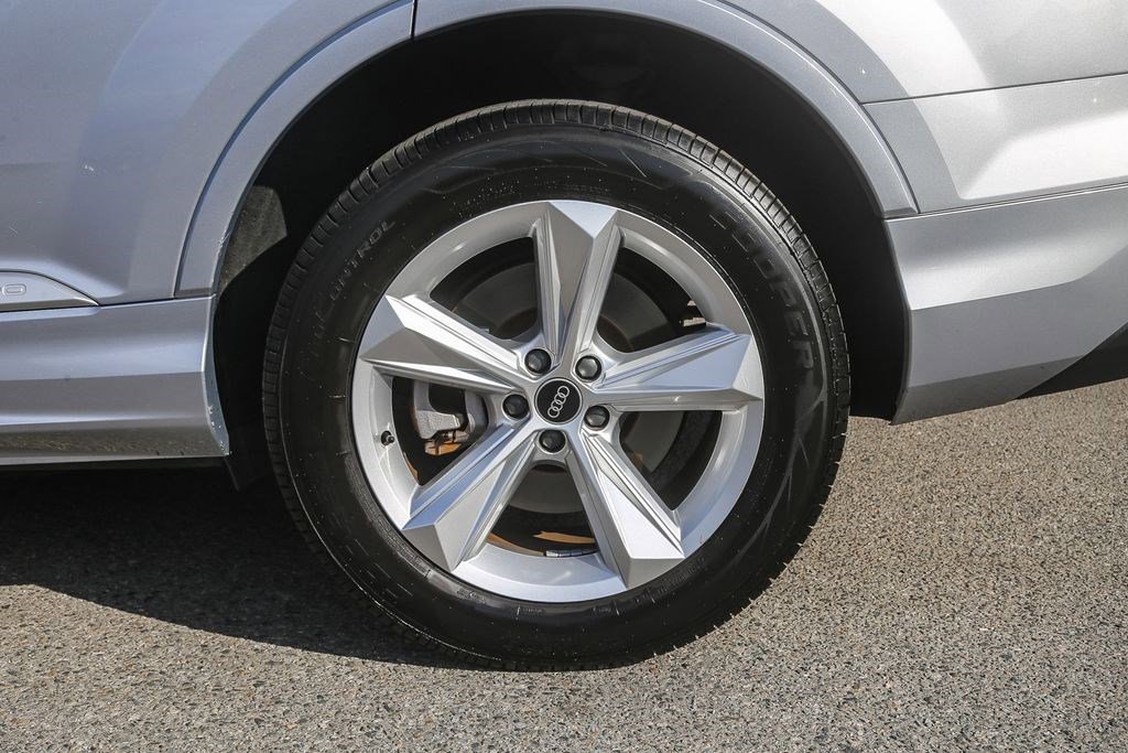 Used 2021 Audi Q7 2.0T Premium AWD/4WD image 10