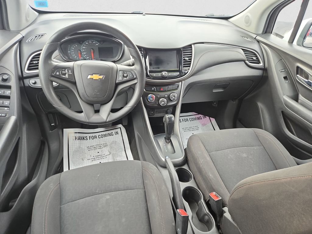 Used 2022 Chevrolet Trax LS w/ Tint and Cruise Package image 11