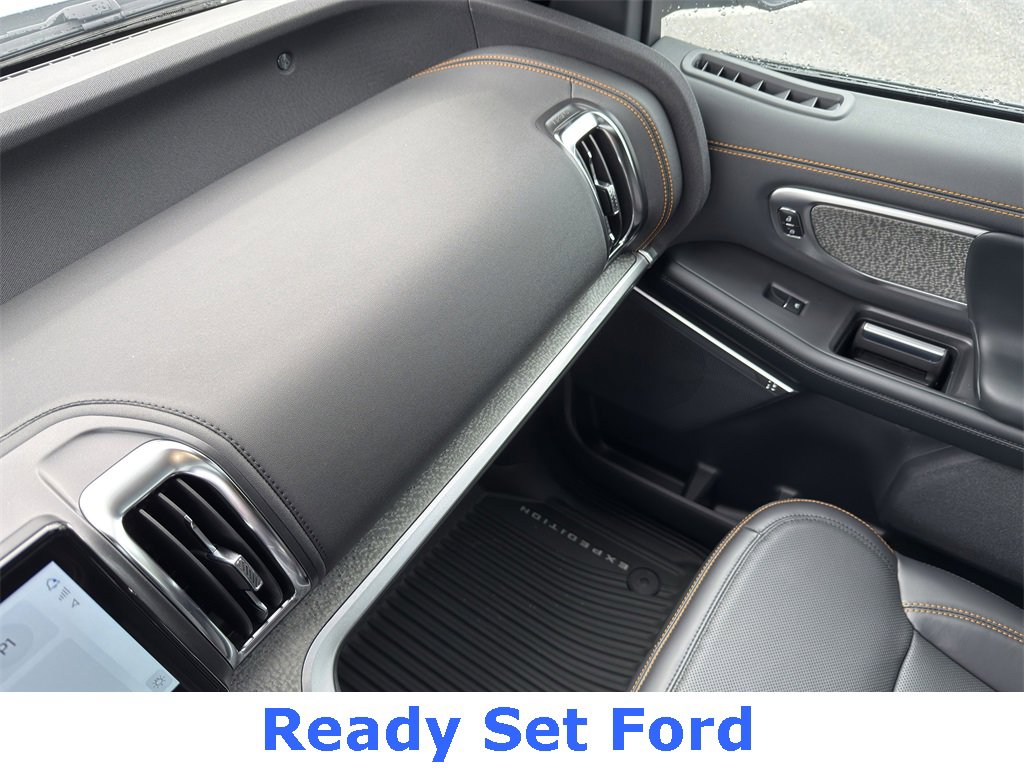 New 2025 Ford Expedition Tremor image 33