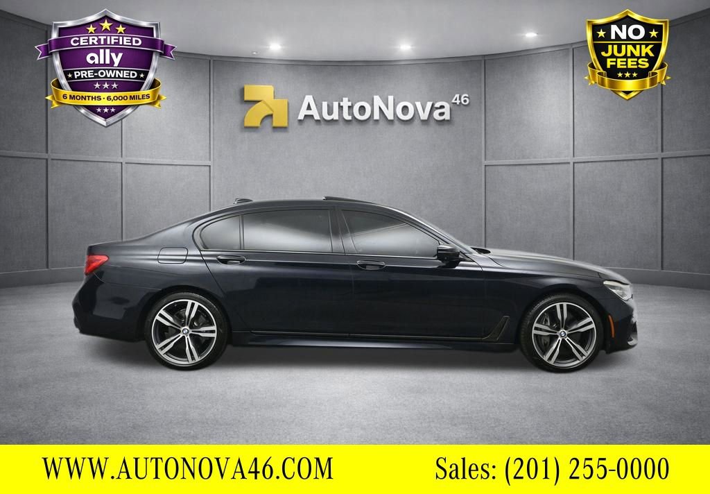 Used 2019 BMW 750i image 7