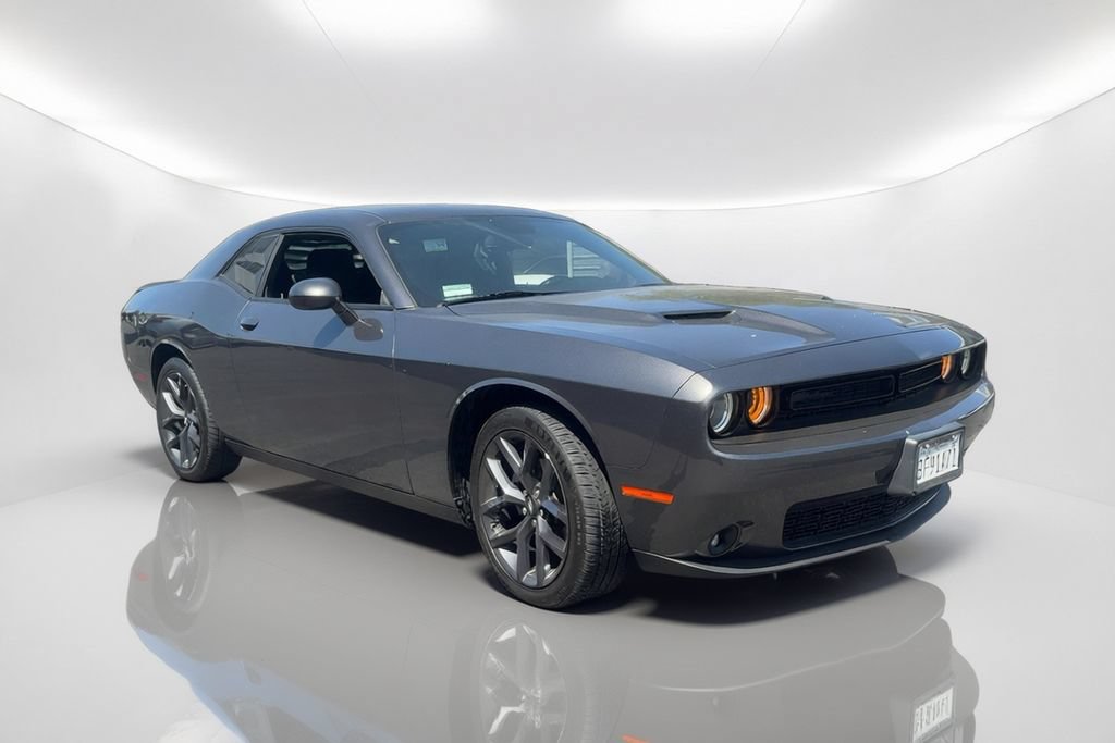 Used 2021 Dodge Challenger SXT w/ Blacktop Package RWD image 3