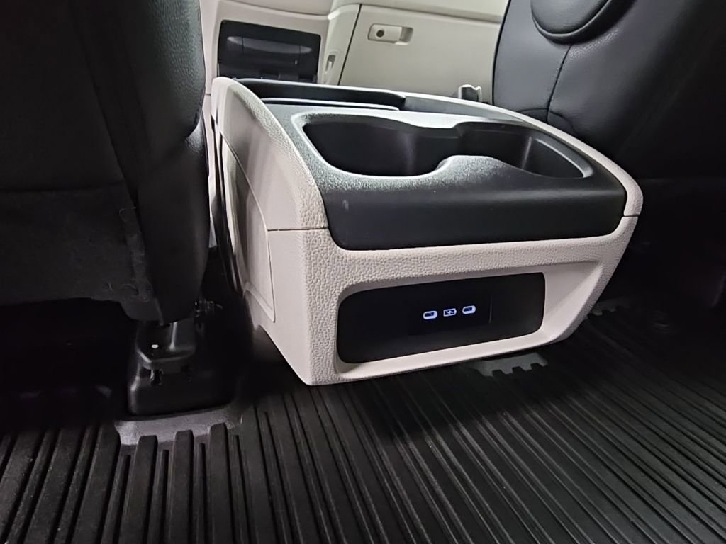 Used 2025 Honda Odyssey Elite image 34