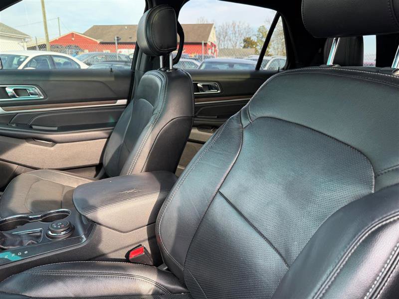 Used 2017 Ford Explorer Limited w/ Equipment Group 303A image 26