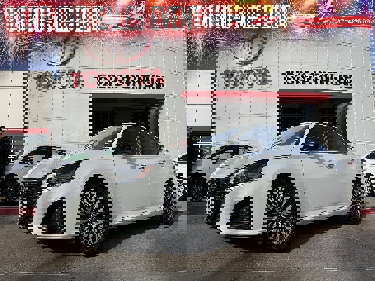 Used 2025 Nissan Altima 2.5 SV image 1