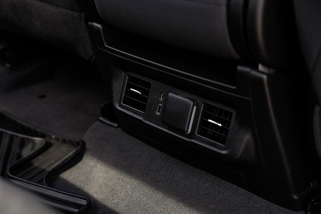 Used 2023 GMC Sierra 1500 Elevation image 38