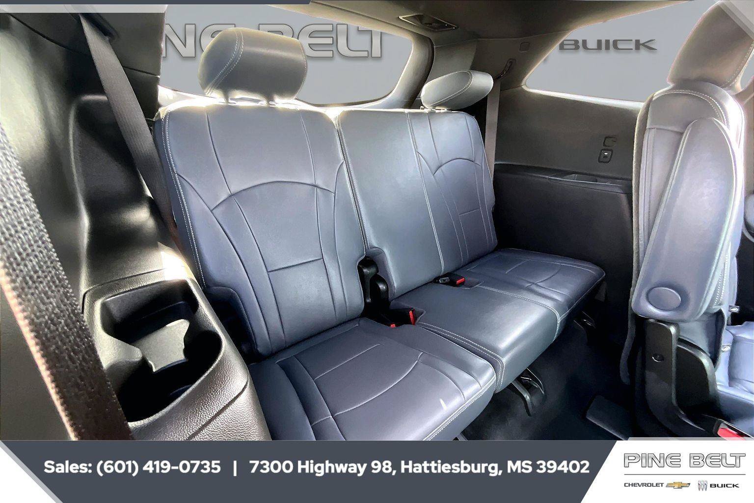 Used 2023 Buick Enclave Essence w/ Experience Buick Package FWD image 21
