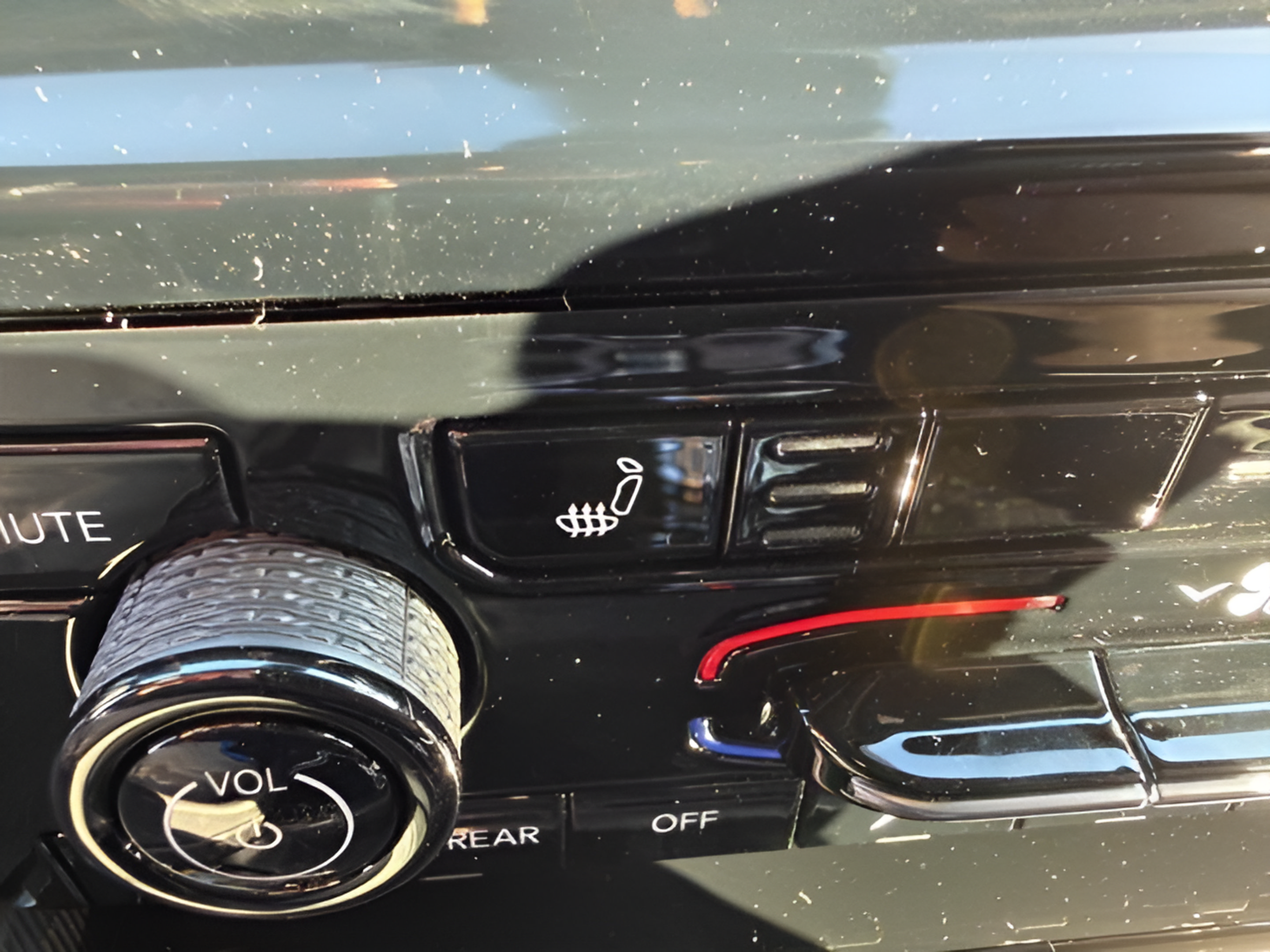 New 2027 Jeep Grand Cherokee Laredo X AWD/4WD image 34