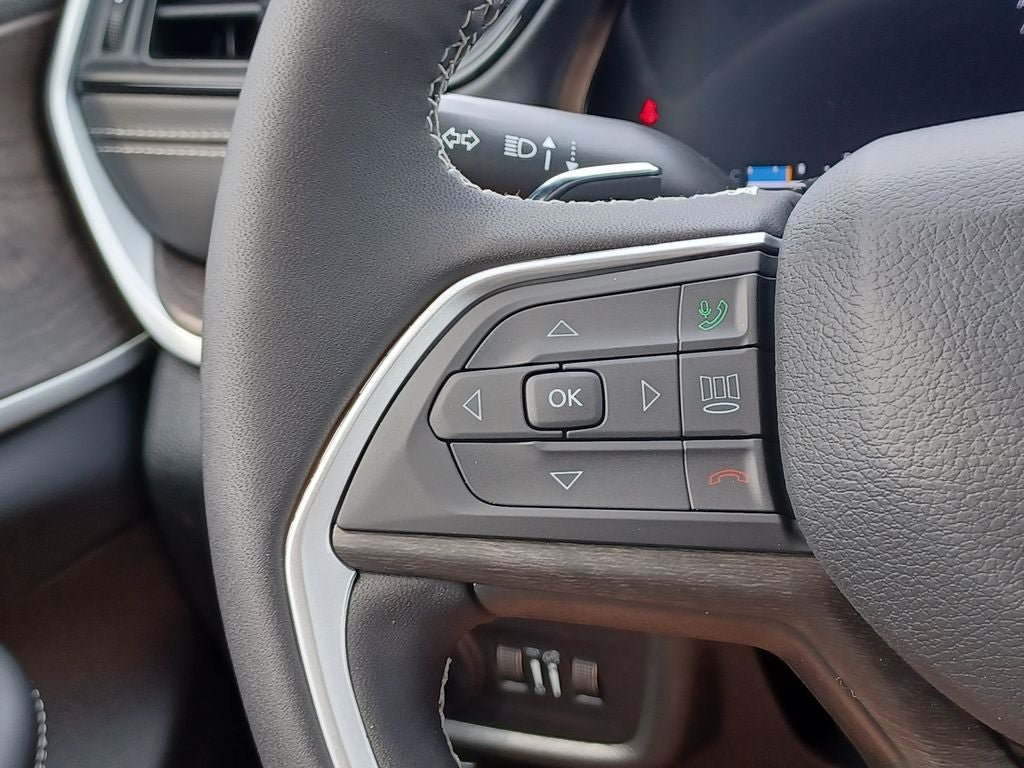 New 2026 Jeep Grand Cherokee L Limited AWD/4WD image 13
