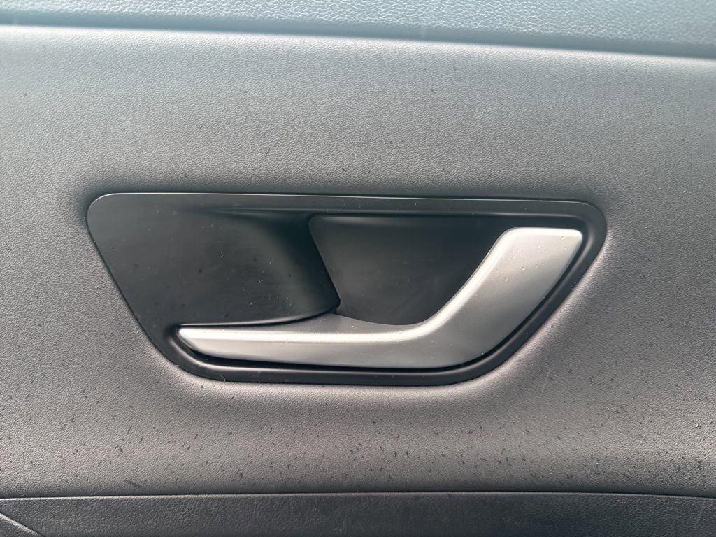 Used 2024 Hyundai Kona Limited image 12