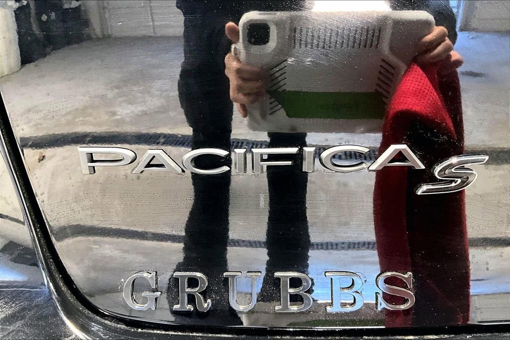 New 2026 Chrysler Pacifica Limited w/ S Appearance Package image 33