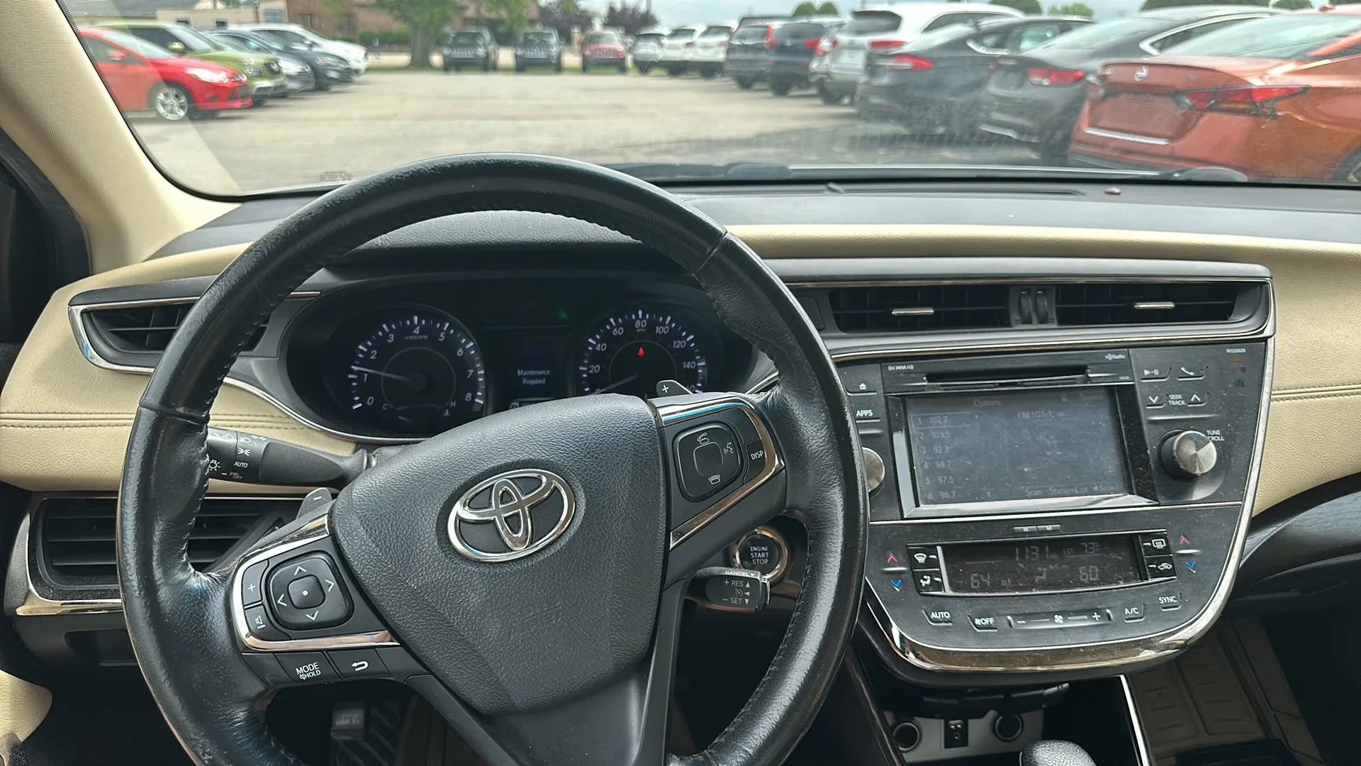 Used 2016 Toyota Avalon XLE FWD image 11