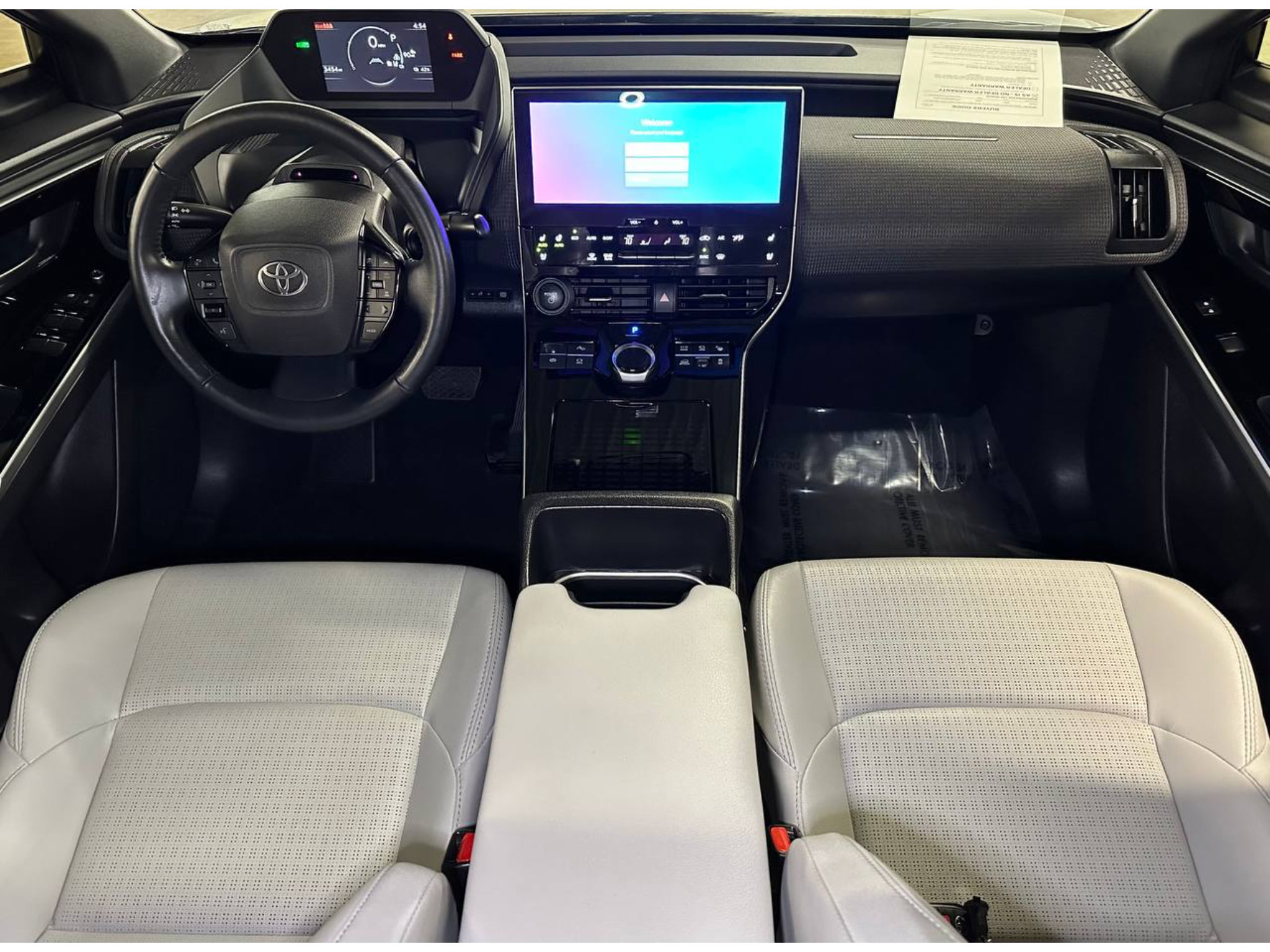 Used 2025 Toyota bZ4X AWD image 23