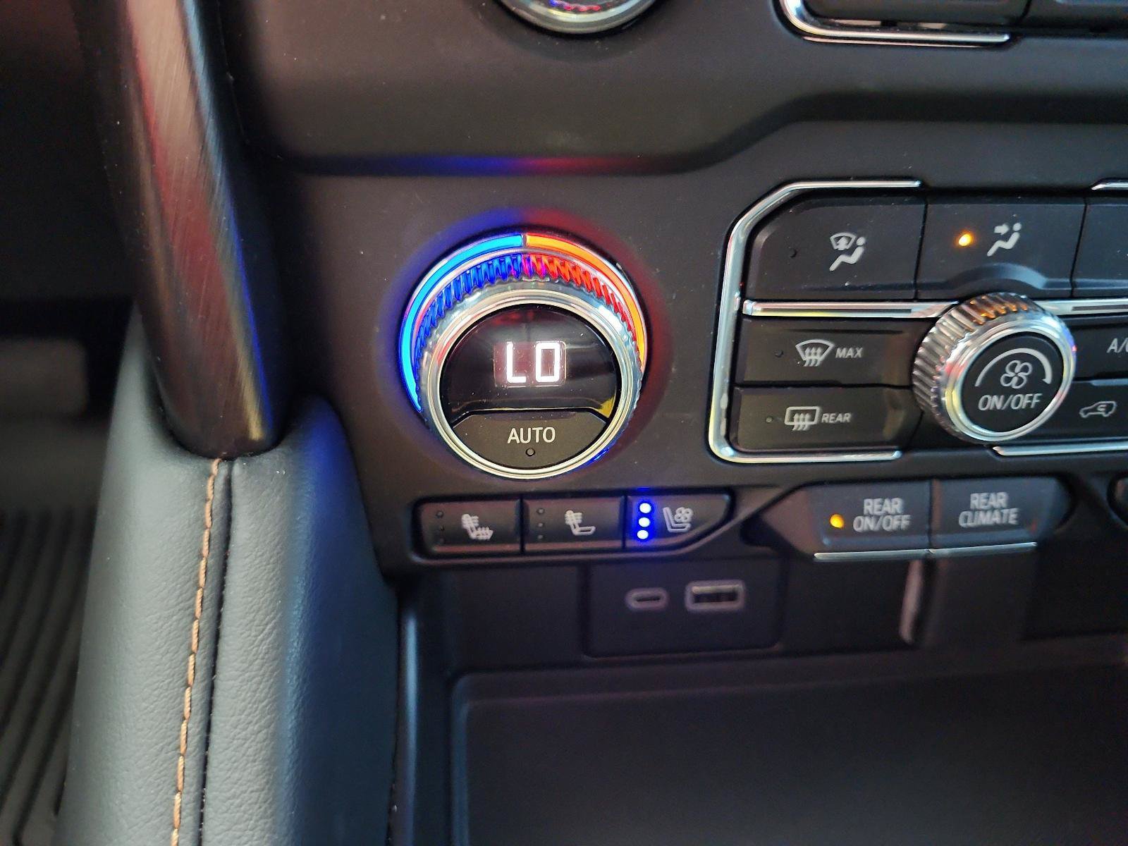 Used 2023 GMC Yukon AT4 AWD/4WD image 21