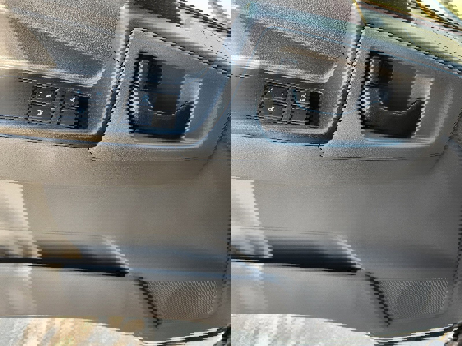 New 2025 Chevrolet Low Cab Forward 5500 XD image 25