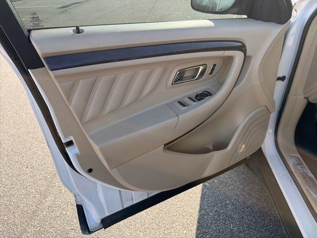 Used 2015 Ford Taurus Limited w/ Equipment Group 301A image 12