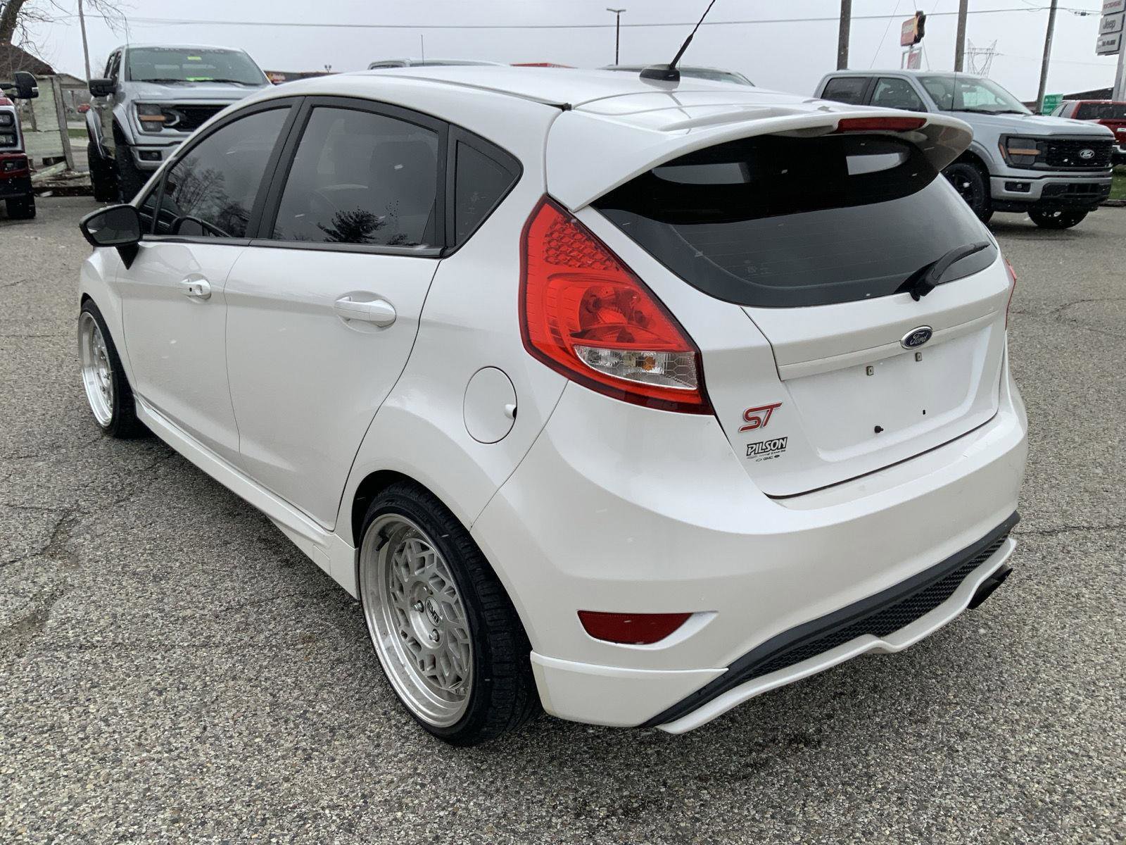 Used 2016 Ford Fiesta ST image 8