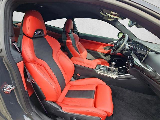 Used 2025 BMW M4 Coupe w/ Executive Package image 15
