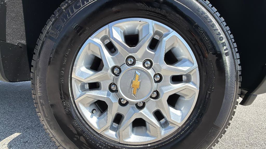 Certified 2024 Chevrolet Silverado 2500 LTZ image 35