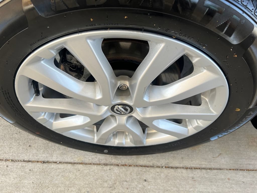 Used 2022 Nissan Rogue Sport SV AWD/4WD image 45