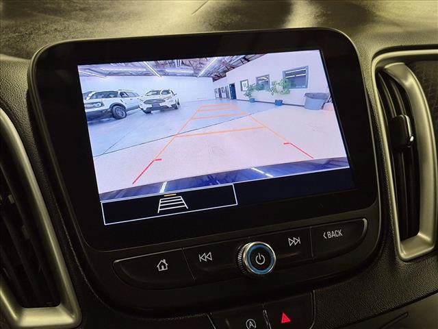 Used 2023 Chevrolet Malibu LT FWD image 12