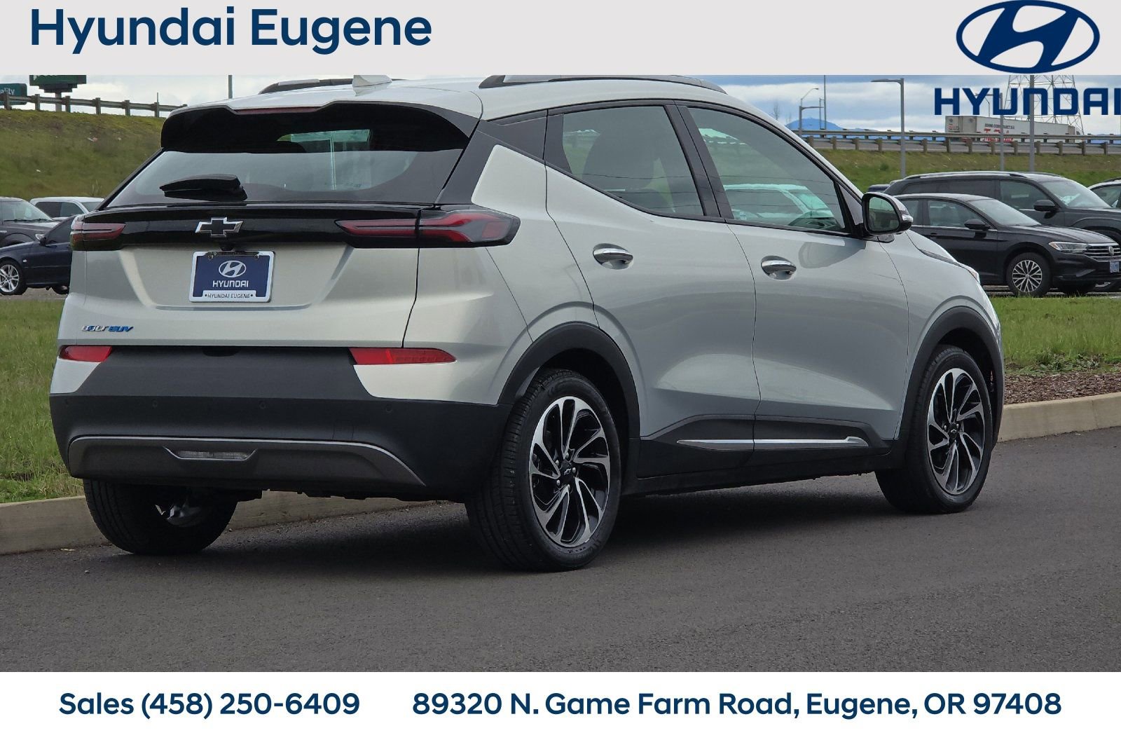 Used 2023 Chevrolet Bolt EUV Premier w/ Super Cruise Package image 3