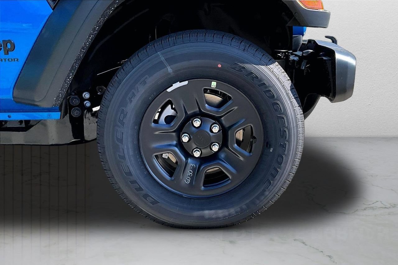 New 2026 Jeep Gladiator Sport AWD/4WD image 31