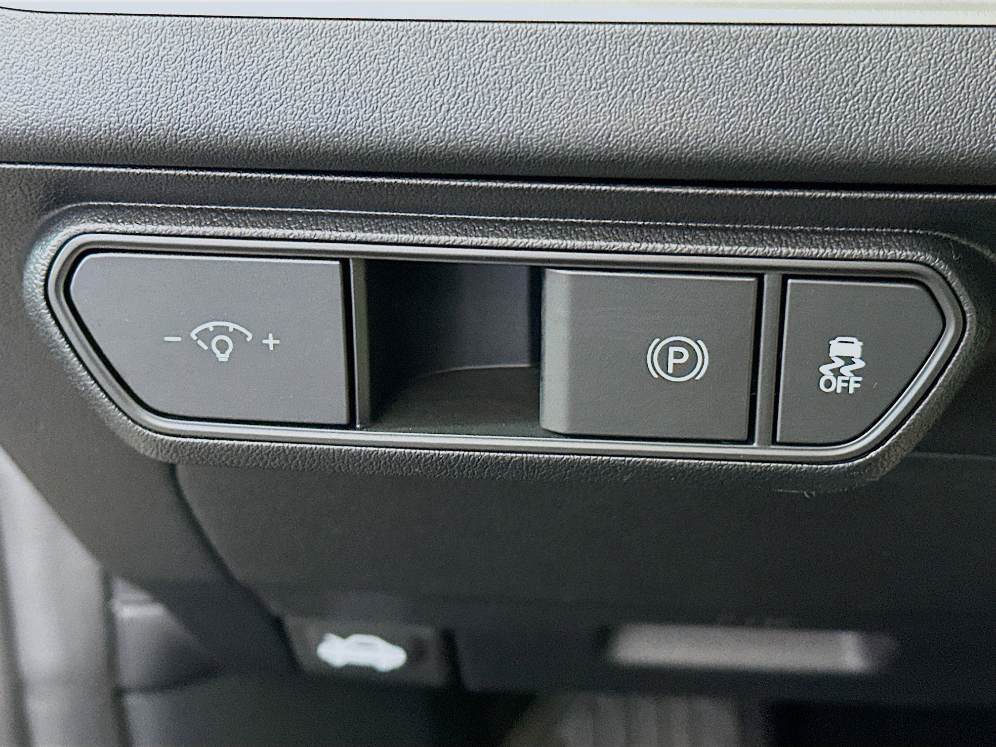 Used 2025 Kia K4 LXS image 17