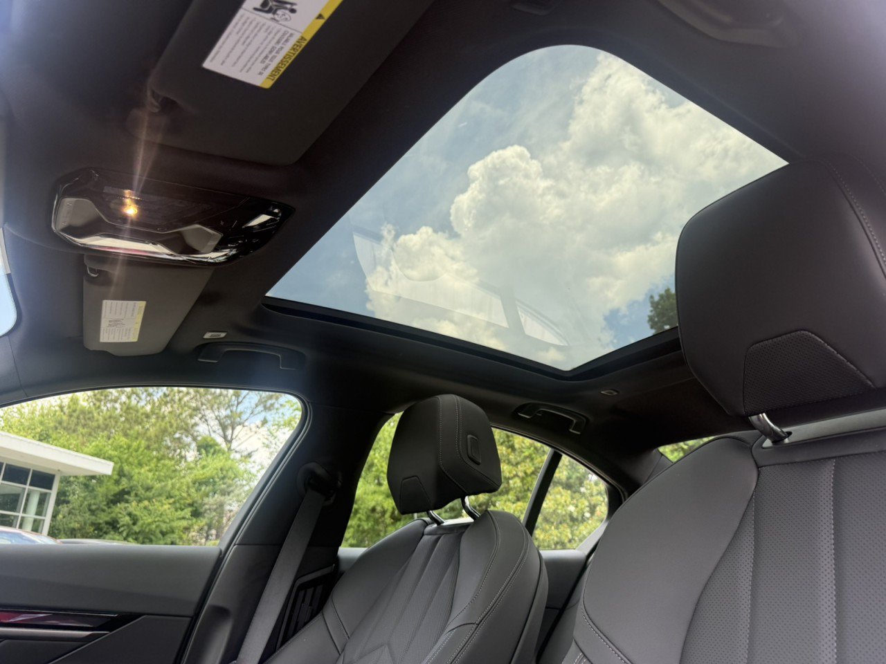 Certified 2026 BMW i5 M60 w/ M Sport Package RWD image 13