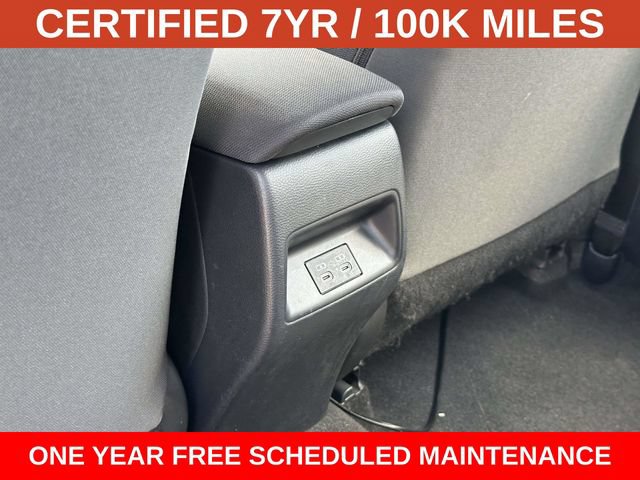 Used 2025 Toyota Corolla LE w/ Convenience Package FWD image 16