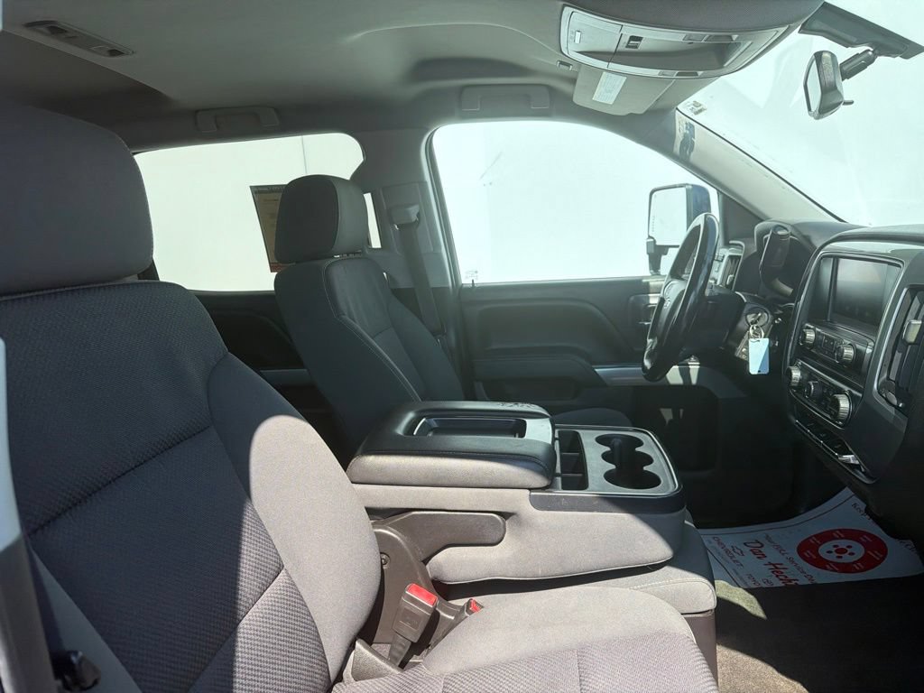 Used 2015 Chevrolet Silverado 1500 LT w/ All Star Edition AWD/4WD image 5