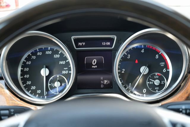 Used 2014 Mercedes-Benz ML 350 BlueTEC 4MATIC image 45