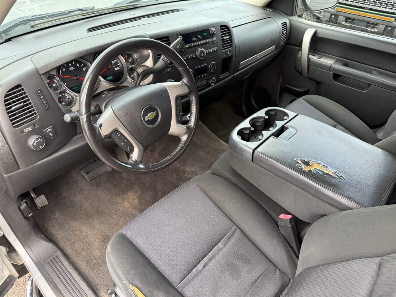 Used 2011 Chevrolet Silverado 1500 LT w/ All-Star Edition AWD/4WD image 2