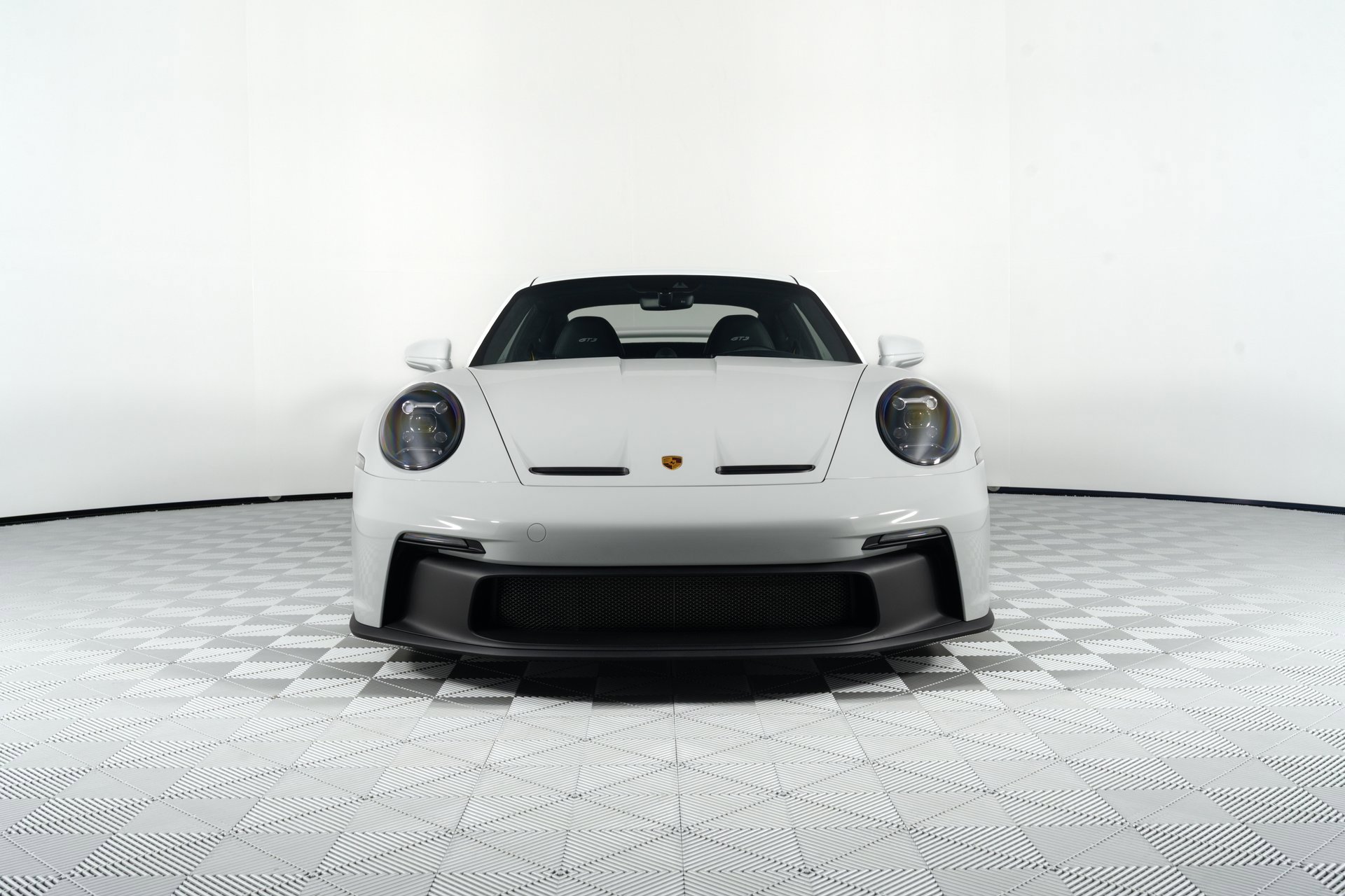 Used 2024 Porsche 911 GT3 RWD image 2