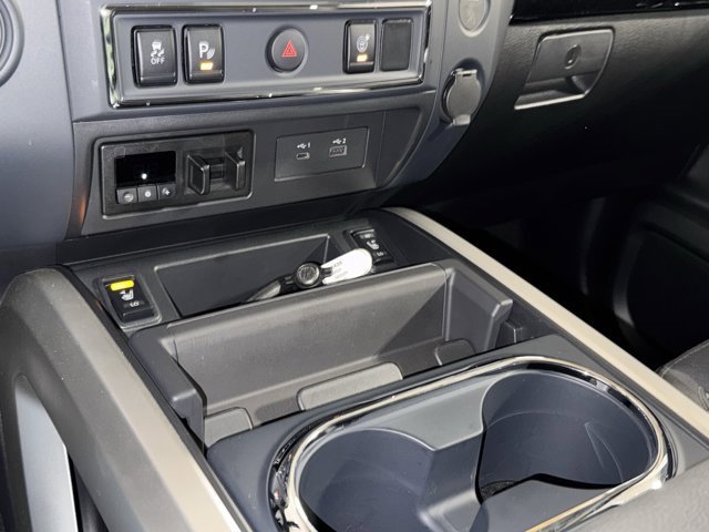 Used 2024 Nissan Titan SV w/ SV Convenience Package image 26