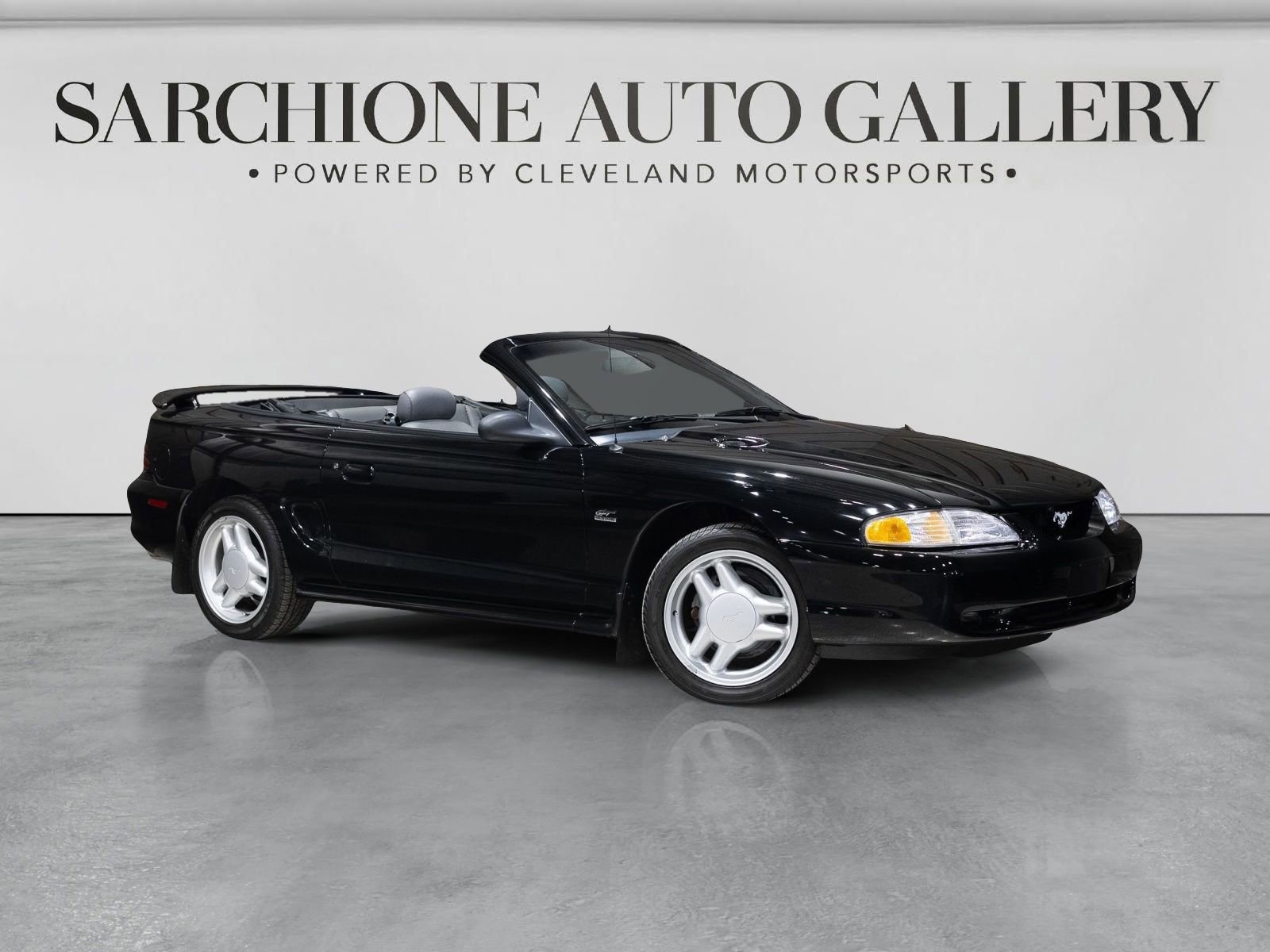 Used 1995 Ford Mustang GT RWD image 1