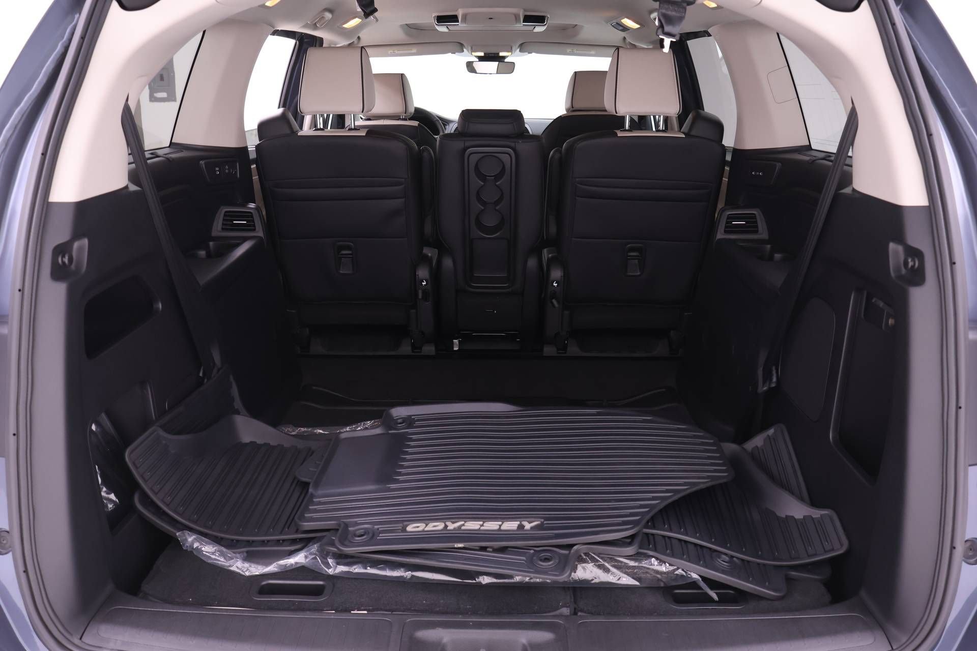 Certified 2026 Honda Odyssey Elite image 14