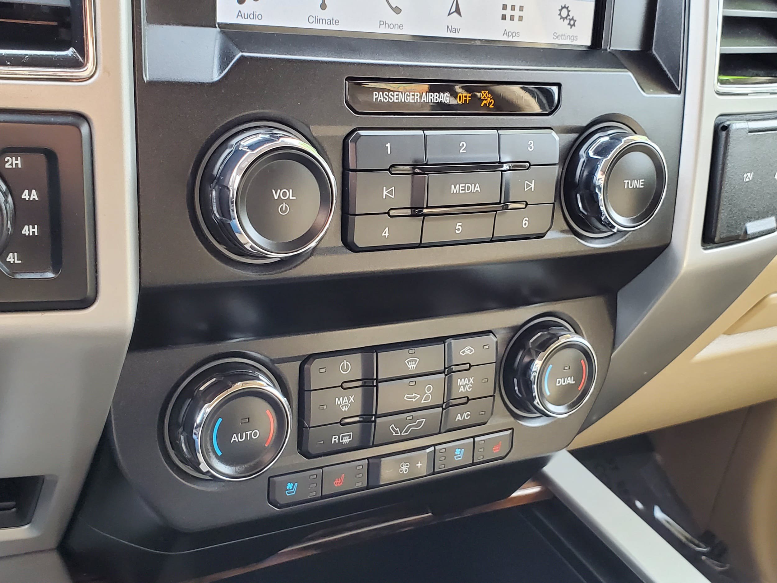 Used 2019 Ford F150 Lariat AWD/4WD image 19