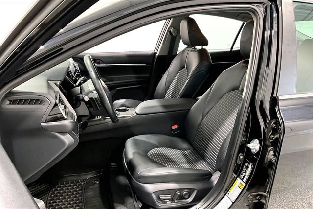 Used 2022 Toyota Camry SE FWD image 26
