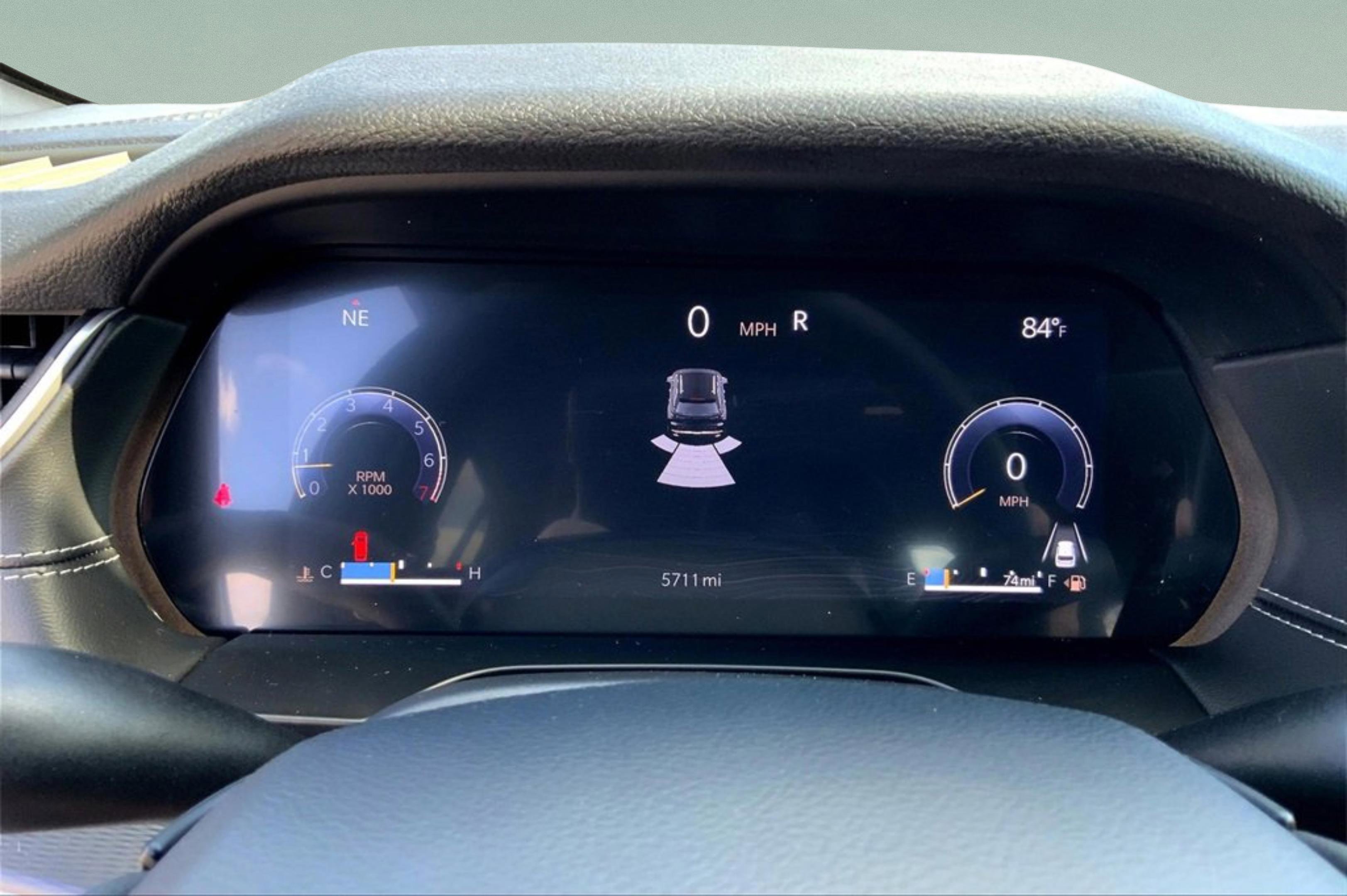 Used 2025 Jeep Grand Cherokee Laredo X image 21