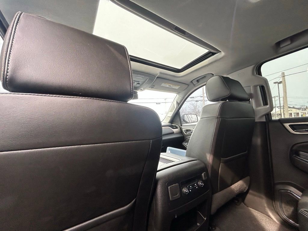 Used 2020 GMC Yukon Denali image 28
