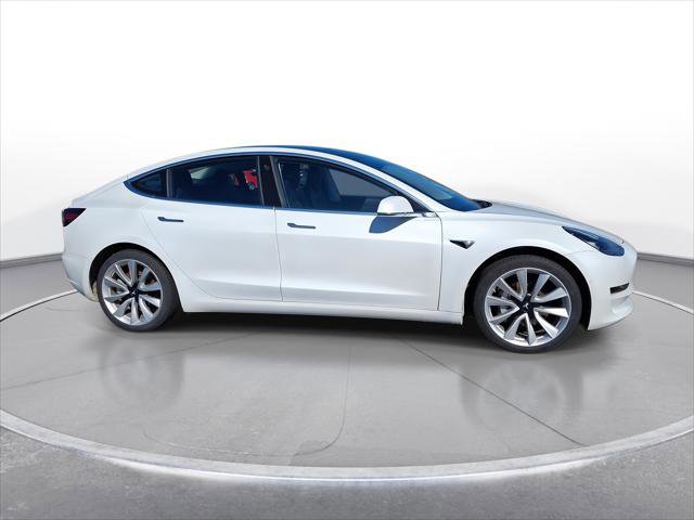 Used 2020 Tesla Model 3 Performance image 9