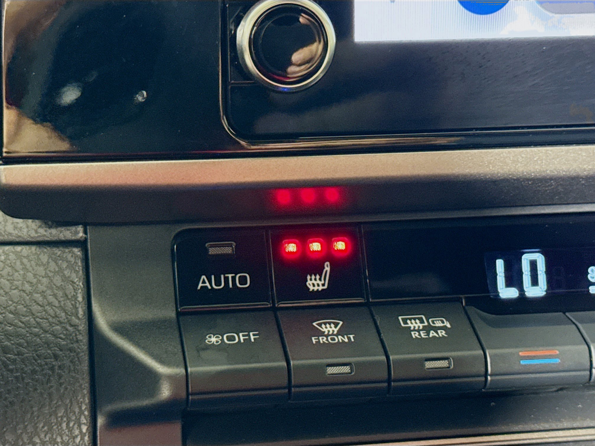 Certified 2026 Toyota Camry Hybrid FWD image 21