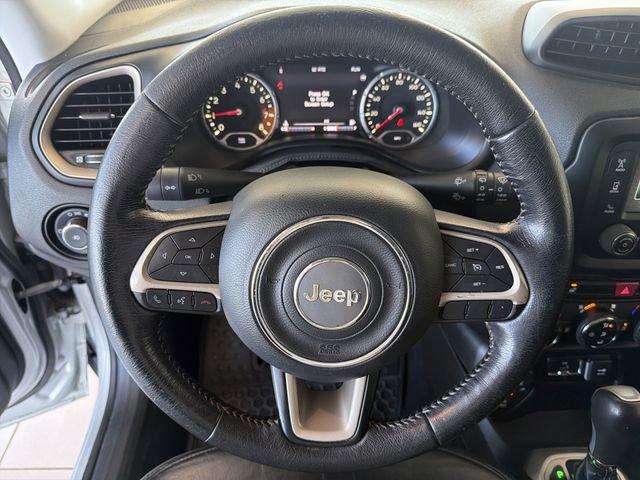 Used 2017 Jeep Renegade Limited image 30