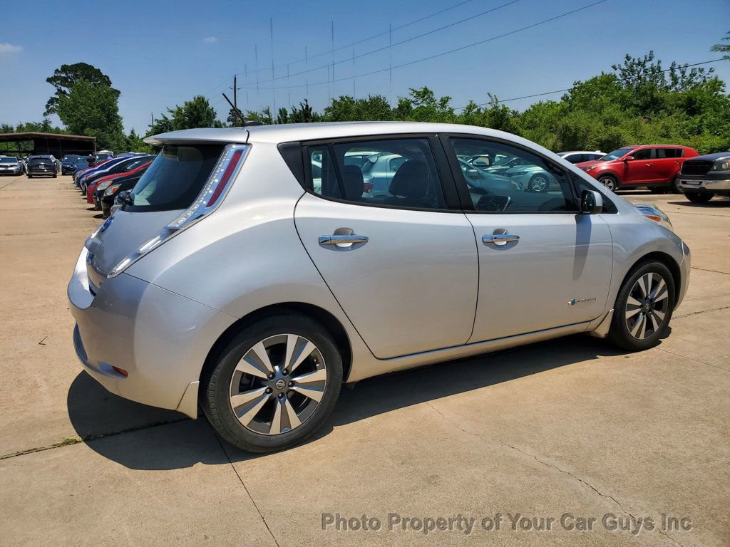 Used 2016 Nissan Leaf SL w/ Premium Package FWD image 8