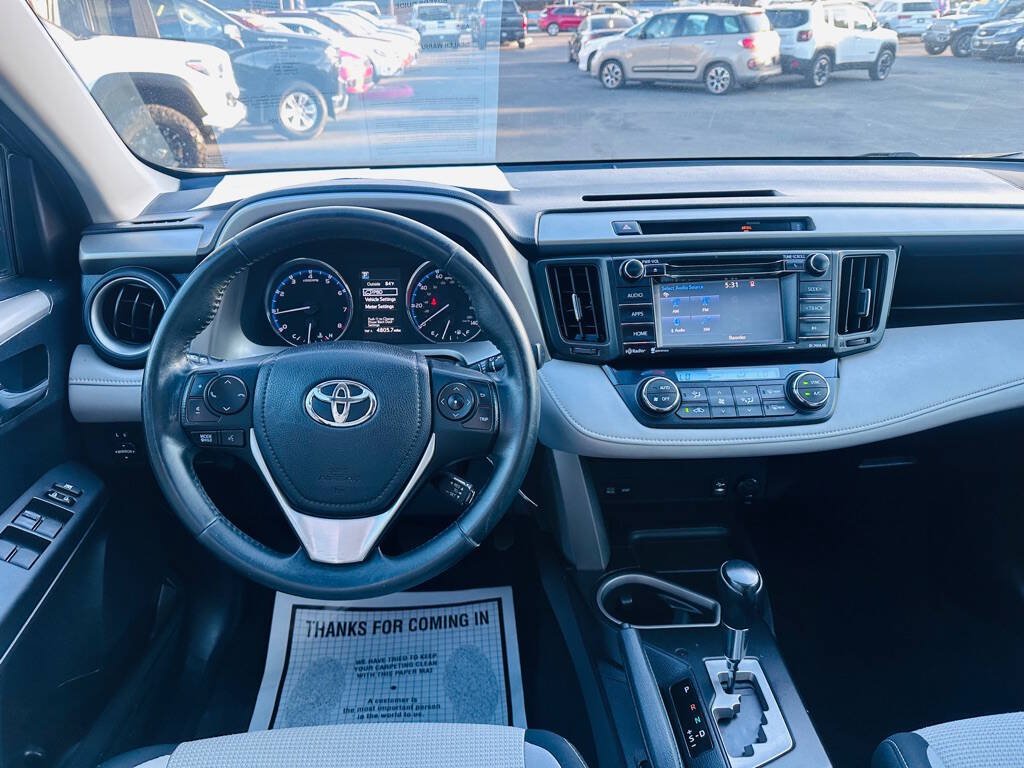 Used 2016 Toyota RAV4 XLE AWD/4WD image 10