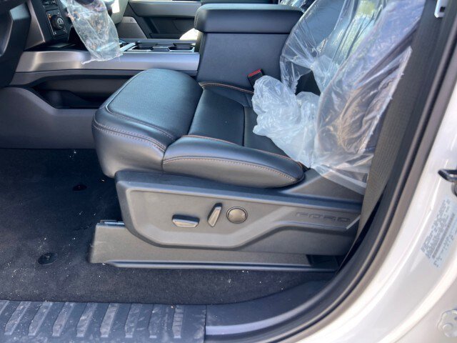 New 2026 Ford F350 Lariat AWD/4WD image 15