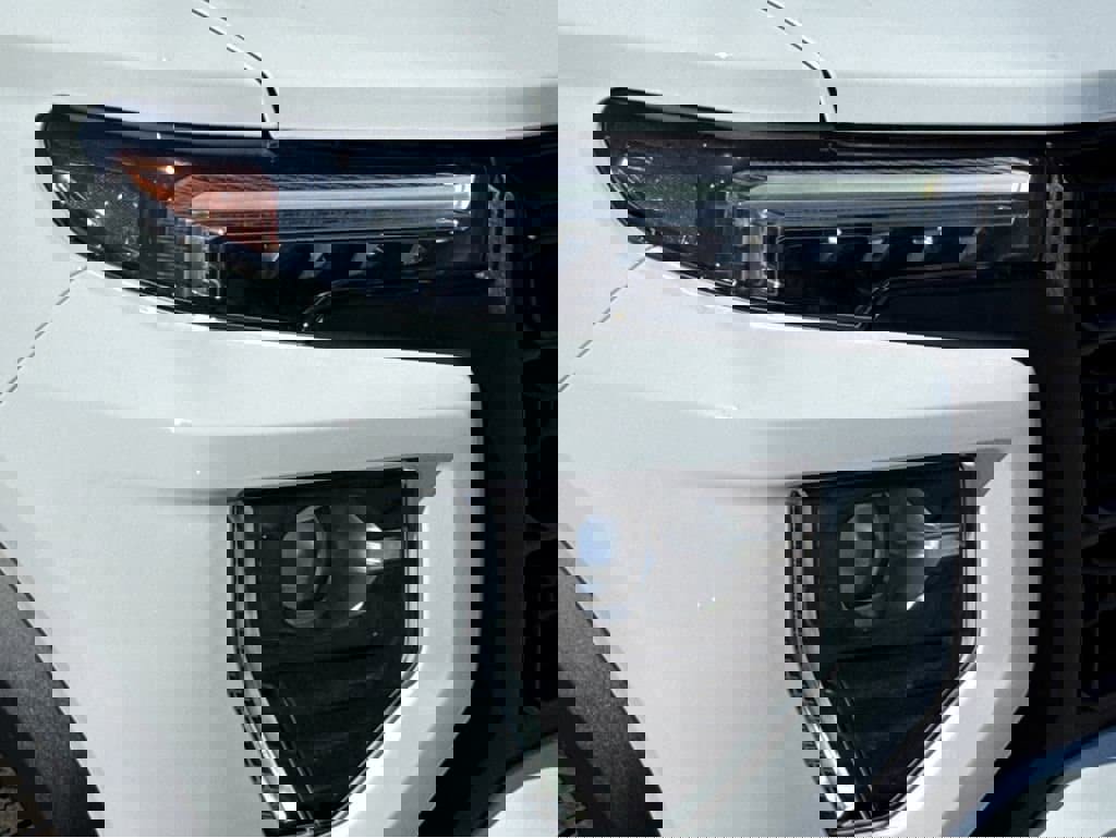 New 2026 GMC Canyon Elevation w/ Convenience Package image 19