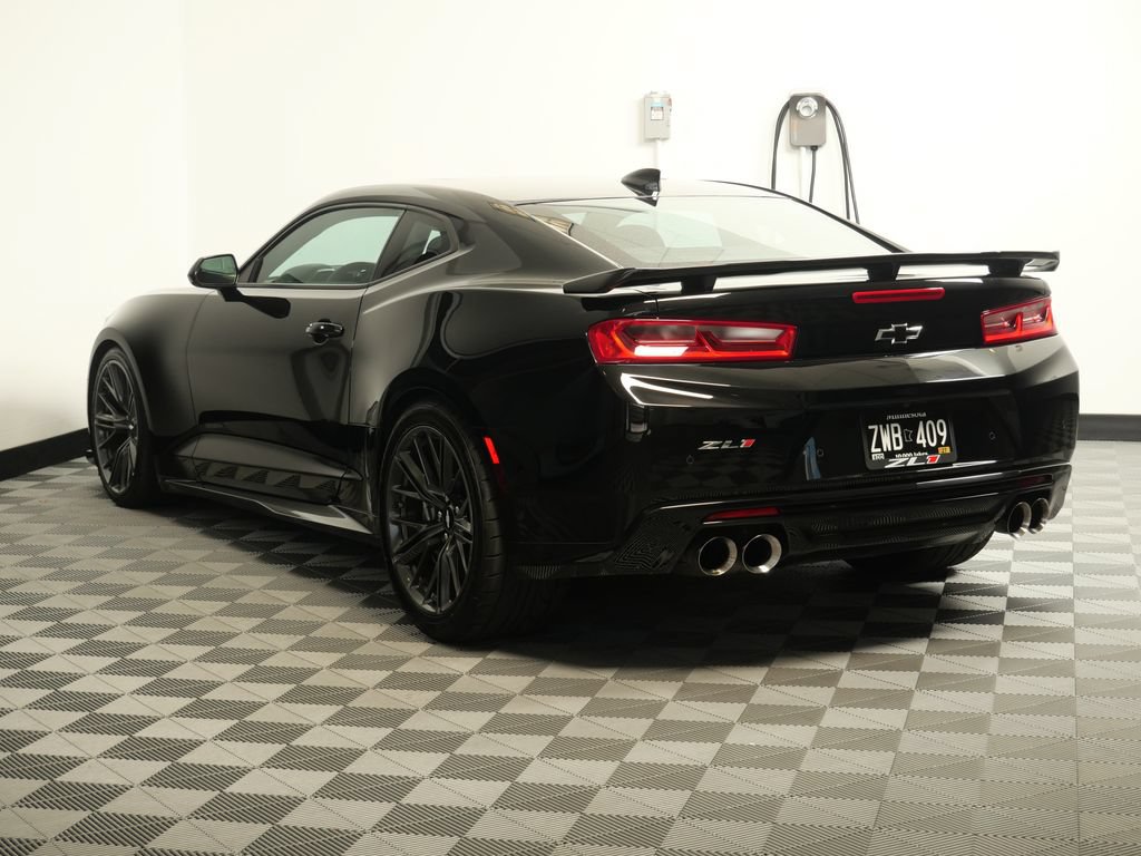 Used 2017 Chevrolet Camaro ZL1 RWD image 7